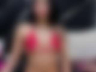 Live cam show with Aurora - Flashing on Camsoda