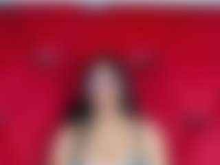 Live cam show with Crystal - Flashing on chickslive.net