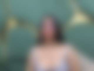 Live cam show with Crystal - Full Nudity on Latina Girls
