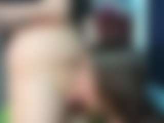 Eiraroose's Live Sex Cam Show