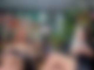 elena-and-julian's Live Sex Cam Show