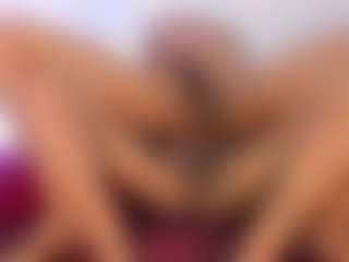elena-and-julian's Live Sex Cam Show