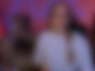 elly-wave's Live Sex Cam Show