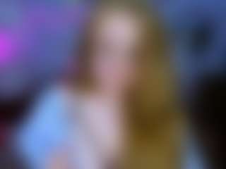 Live cam show with elyra-lir - Teen (18+) on chickslive.net