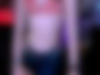 elyra-lir's Live Sex Cam Show