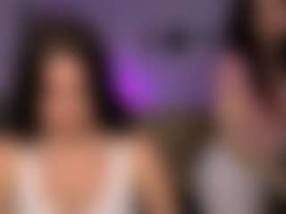 elyra-lir's Live Sex Cam Show