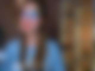 elyra-lir's Live Sex Cam Show