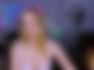 elyra-lir's Live Sex Cam Show