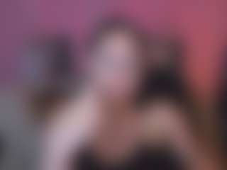 elyra-lir's Live Sex Cam Show