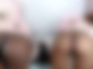 EmmaRoswel's Live Sex Cam Show