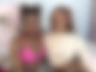 EmmaRoswel's Live Sex Cam Show