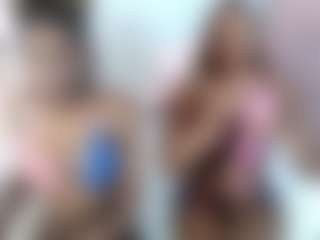 EmmaRoswel's Live Sex Cam Show