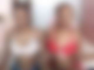 EmmaRoswel's Live Sex Cam Show