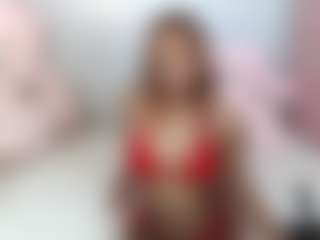 Live cam show with EmmaRoswel - Ebony on Chatstar