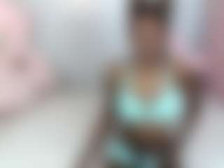 Live cam show with EmmaRoswel - Thick on SinfulBabes