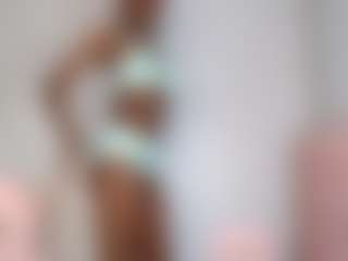 EmmaRoswel's Live Sex Cam Show
