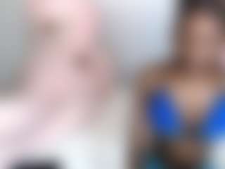 Live cam show with EmmaRoswel - Black MILF on Fling VIP Chat
