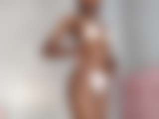 Live cam show with EmmaRoswel - Ebony on SpankPalCams