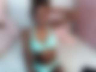 Live cam show with EmmaRoswel - Ebony MILF on Camsoda Late Night