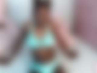 EmmaRoswel's Live Sex Cam Show