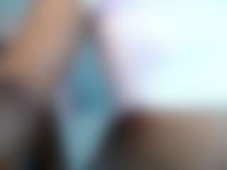 EmmaRoswel's Live Sex Cam Show