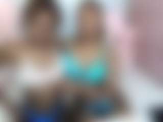 EmmaRoswel's Live Sex Cam Show