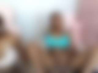 EmmaRoswel's Live Sex Cam Show