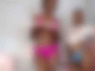 Live cam show with EmmaRoswel - Gagging on eurowanks.com