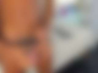isis-brown's Live Sex Cam Show