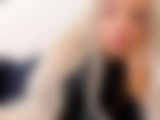 Live cam show with luckycandy - Blue Eyes on StripNow