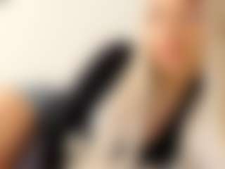 Live cam show with luckycandy - Blue Eyes on Soda Cam