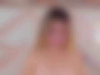 lucy-davies's Live Sex Cam Show