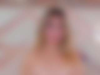 lucy-davies's Live Sex Cam Show