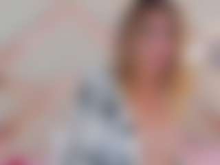 lucy-davies's Live Sex Cam Show