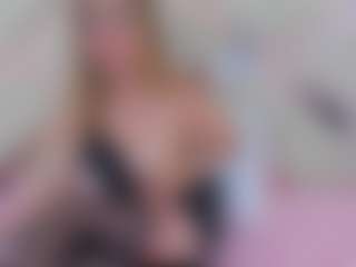 lucy-davies's Live Sex Cam Show