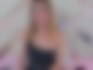 lucy-davies's Live Sex Cam Show