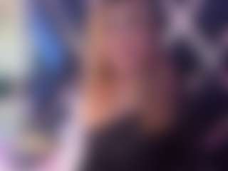 lucy-davies's Live Sex Cam Show