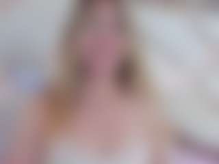lucy-davies's Live Sex Cam Show