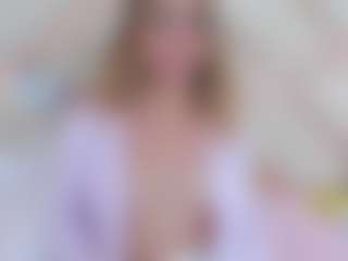 lucy-davies's Live Sex Cam Show