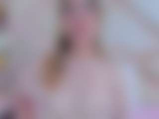 lucy-davies's Live Sex Cam Show