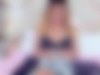 lucy-davies's Live Sex Cam Show