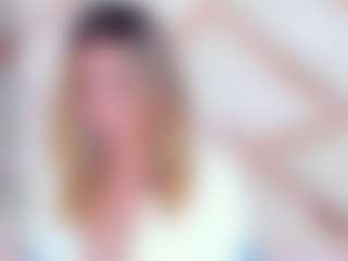 Live cam show with lucy-davies - Colombia on CamClone
