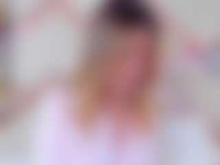 lucy-davies's Live Sex Cam Show