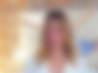 lucy-davies's Live Sex Cam Show