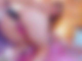 Live cam show with lucy-davies - Colombia on StripNow