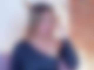 lucy-davies's Live Sex Cam Show
