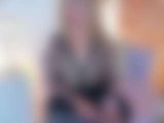 Live cam show with lucy-davies - Public on crypto-cams
