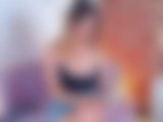 Live cam show with lucy-davies - Oil on Cam Slut