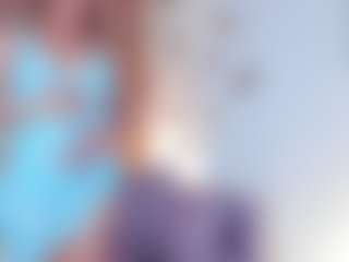 Live cam show with lucy-davies - Colombia on xplaylive.com