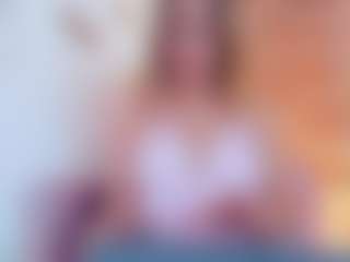 lucy-davies's Live Sex Cam Show
